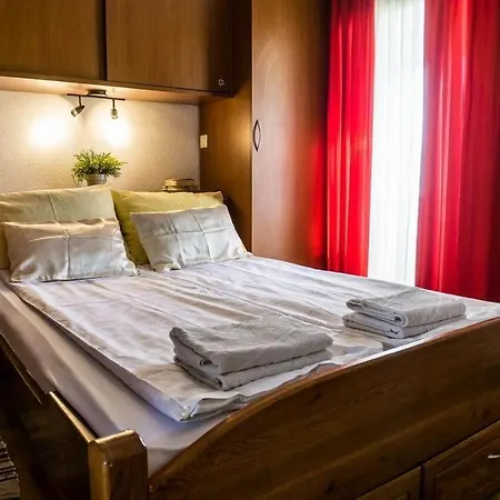 Apartment Buza Vrbnik (Primorje-Gorski Kotar)